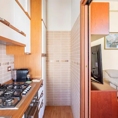 Casa Angelina Con 3 Da Letto ローマ